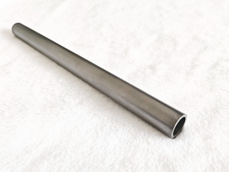 Tantalum tube